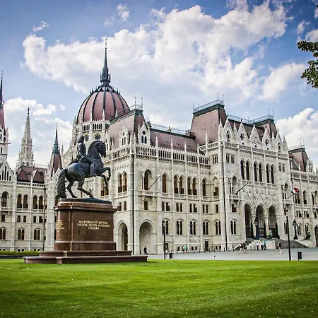 Erika's Downtown * Budapest