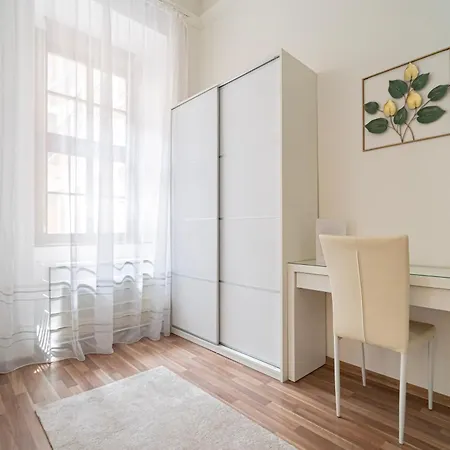 דירה Erika's Downtown *