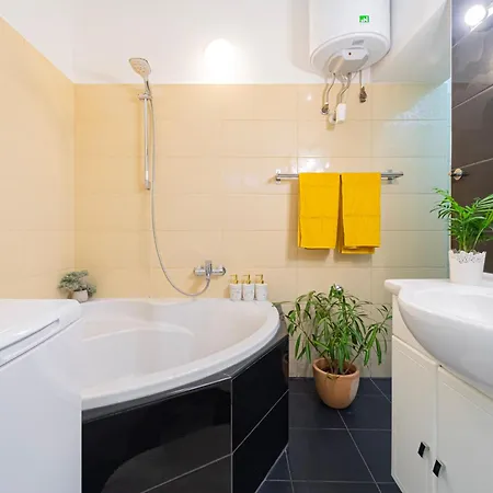 Erika's Downtown דירה